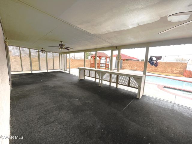 7343 Bay Avenue, California City, CA 93505