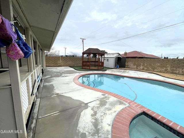 7343 Bay Avenue, California City, CA 93505