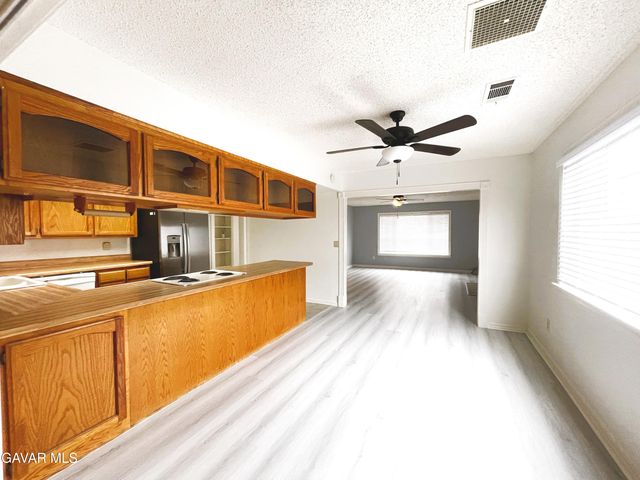 7343 Bay Avenue, California City, CA 93505