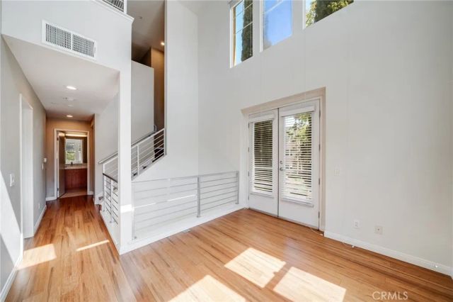 259 E Jeanette, Santa Ana, CA 92705