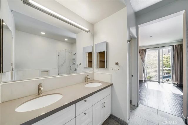 259 E Jeanette, Santa Ana, CA 92705