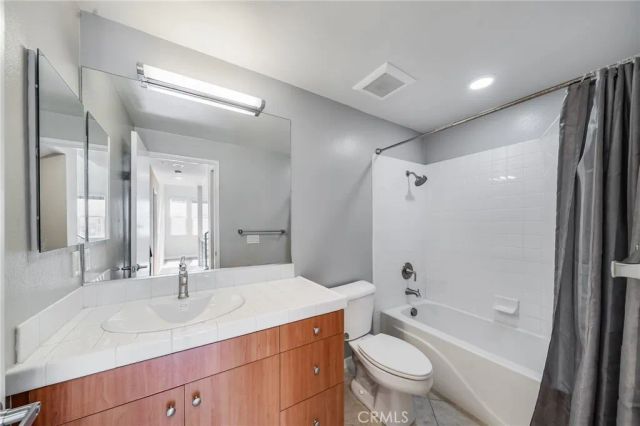 259 E Jeanette, Santa Ana, CA 92705