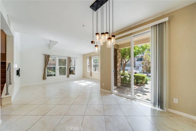 259 E Jeanette, Santa Ana, CA 92705
