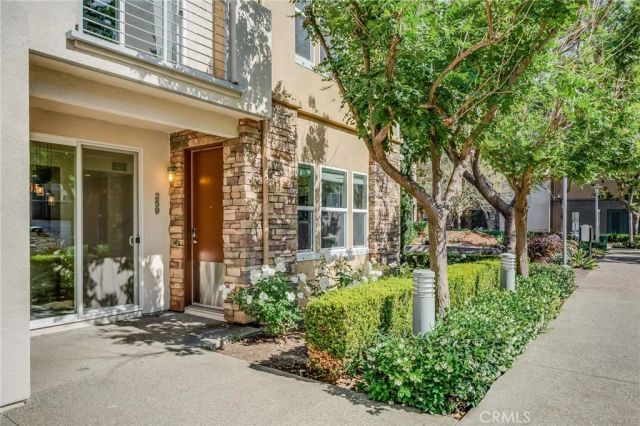 259 E Jeanette, Santa Ana, CA 92705