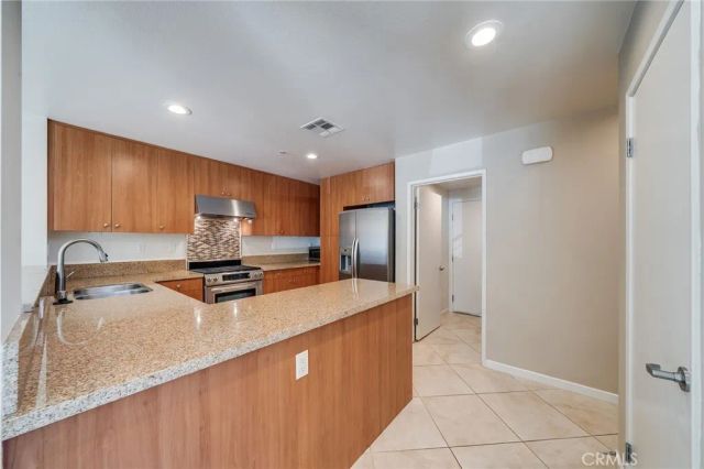 259 E Jeanette, Santa Ana, CA 92705