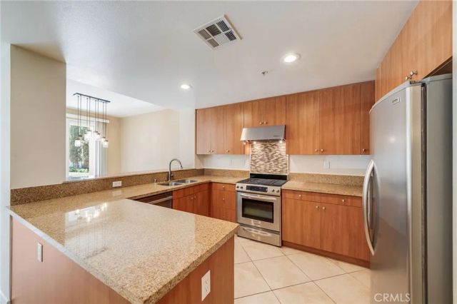259 E Jeanette, Santa Ana, CA 92705
