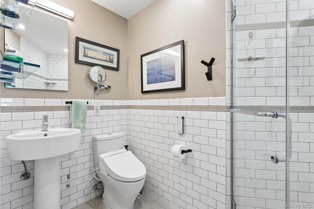 2621 Palisade Avenue 1C, Bronx, NY 10463