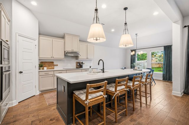 342 Wolf Creek Drive, Waxahachie, TX 75165