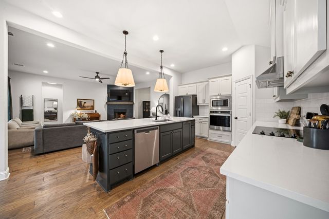 342 Wolf Creek Drive, Waxahachie, TX 75165