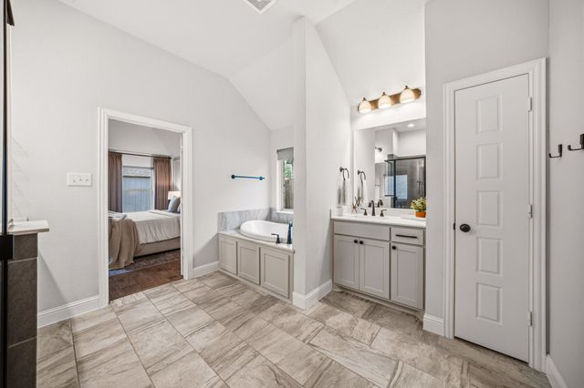 342 Wolf Creek Drive, Waxahachie, TX 75165