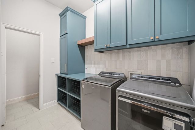 342 Wolf Creek Drive, Waxahachie, TX 75165