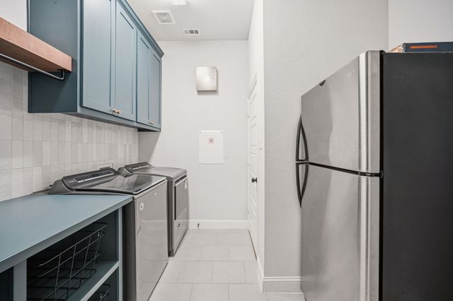 342 Wolf Creek Drive, Waxahachie, TX 75165