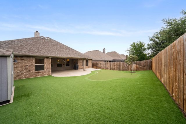 342 Wolf Creek Drive, Waxahachie, TX 75165