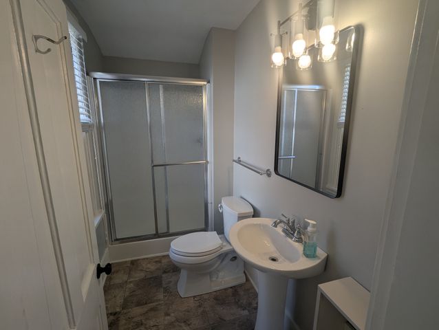 209 S Greenwood St, Lebanon, TN 37087