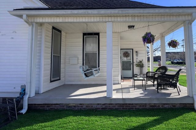 209 S Greenwood St, Lebanon, TN 37087