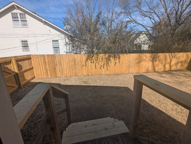 209 S Greenwood St, Lebanon, TN 37087