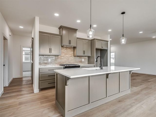 10617 SW 18th Street, Yukon, OK 73099