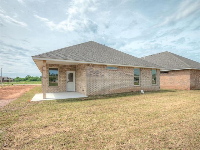 10617 SW 18th Street, Yukon, OK 73099