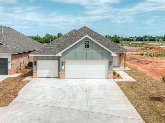 10617 SW 18th Street, Yukon, OK 73099