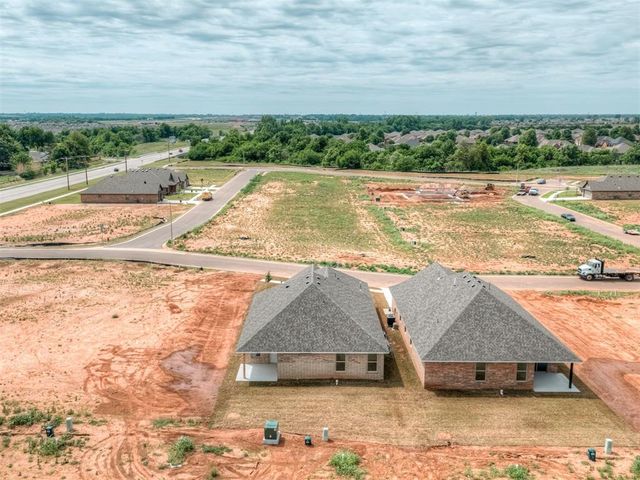 10617 SW 18th Street, Yukon, OK 73099