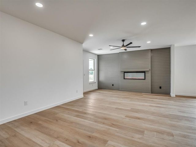 10617 SW 18th Street, Yukon, OK 73099