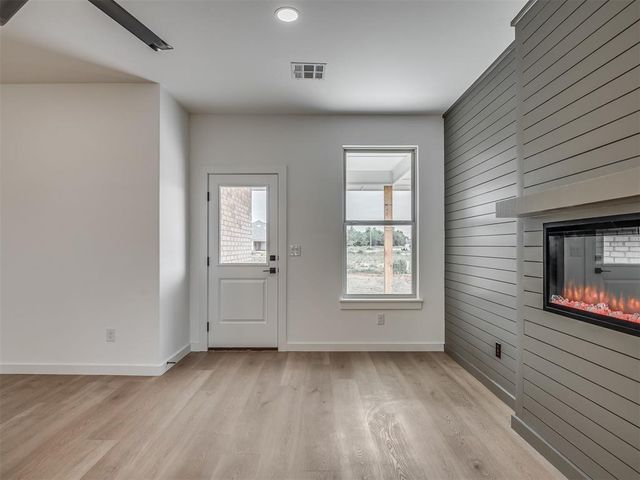 10617 SW 18th Street, Yukon, OK 73099