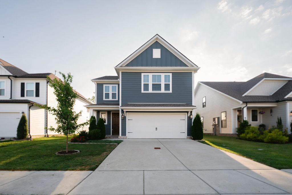 612 Conifer Dr, Spring Hill, TN 37174