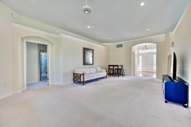 2707 Saint Charles Circle, Union, KY 41091