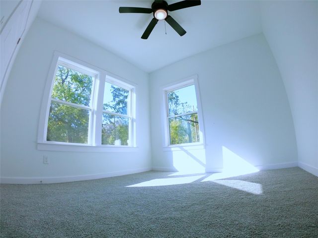 226 10th Street, Paris, TX 75460