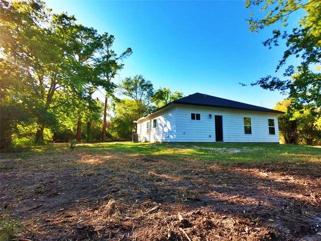 226 10th Street, Paris, TX 75460