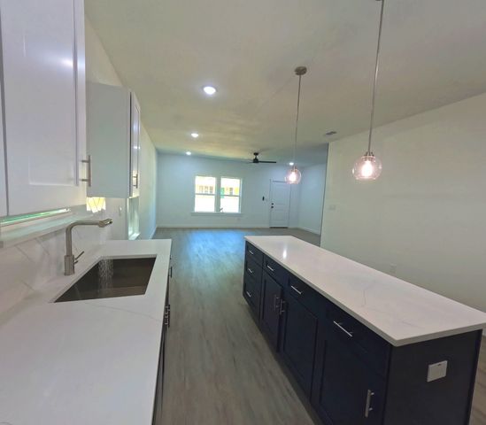 226 10th Street, Paris, TX 75460