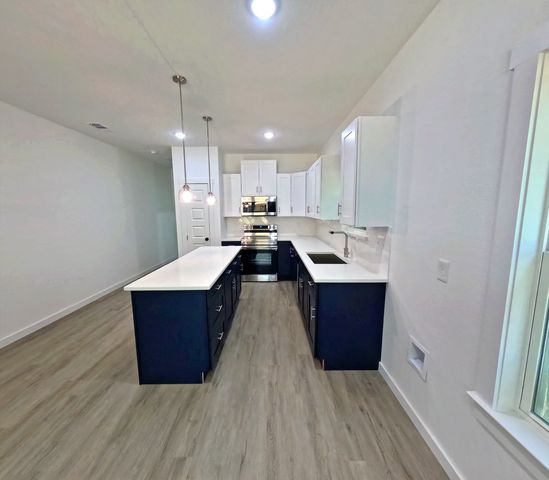 226 10th Street, Paris, TX 75460