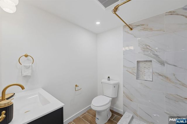 166 Lincoln Street, Montclair, NJ 07042