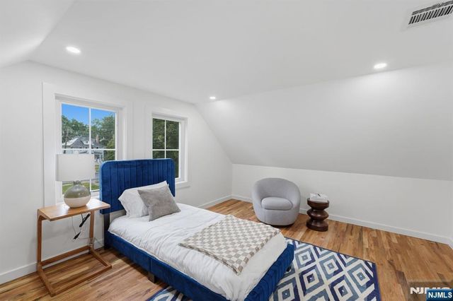 166 Lincoln Street, Montclair, NJ 07042