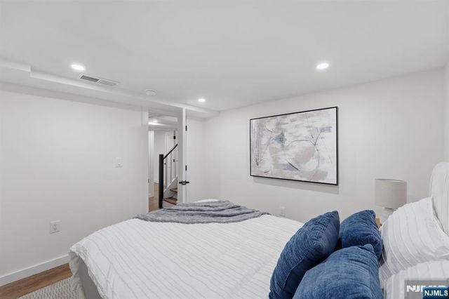 166 Lincoln Street, Montclair, NJ 07042