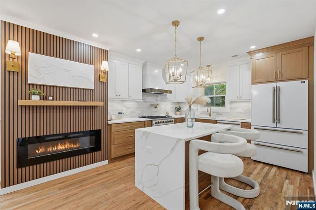 166 Lincoln Street, Montclair, NJ 07042