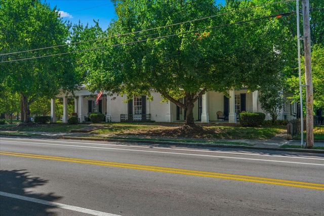 416 E Main Street, Georgetown, KY 40324