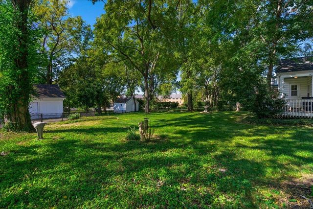 416 E Main Street, Georgetown, KY 40324