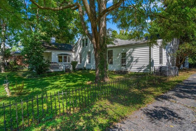 416 E Main Street, Georgetown, KY 40324