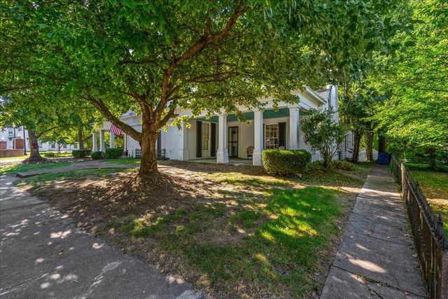 416 E Main Street, Georgetown, KY 40324