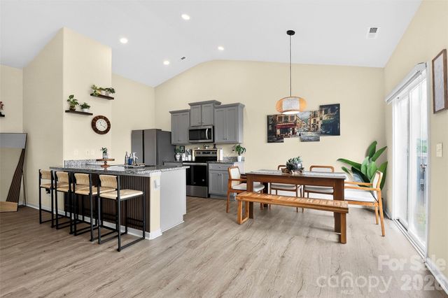1120 Culver Spring Way, Charlotte, NC 28215