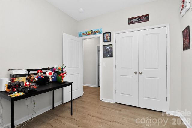 1120 Culver Spring Way, Charlotte, NC 28215