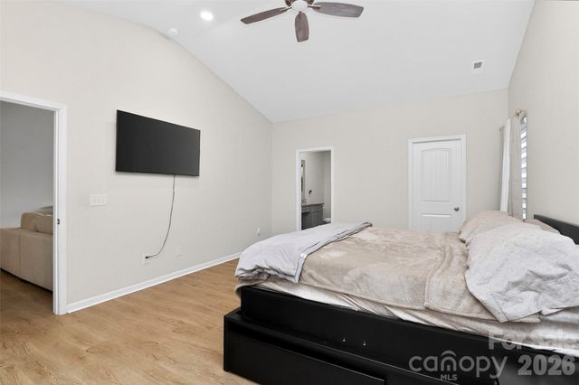 1120 Culver Spring Way, Charlotte, NC 28215
