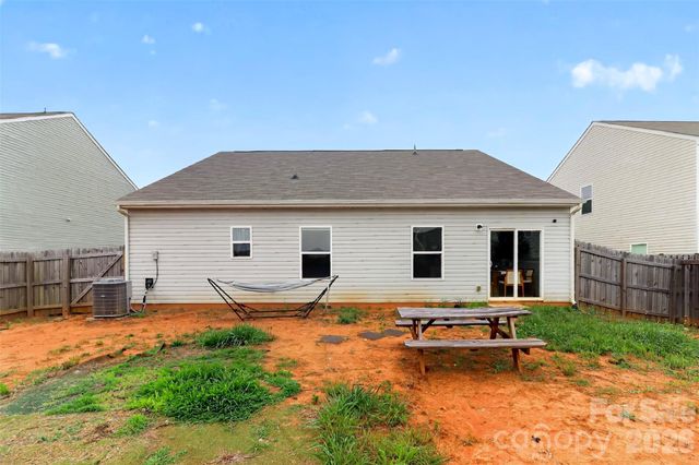 1120 Culver Spring Way, Charlotte, NC 28215