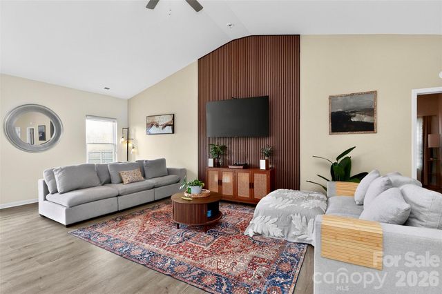 1120 Culver Spring Way, Charlotte, NC 28215