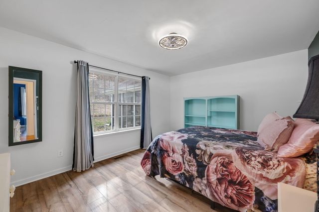 10464 Card Road, Soddy Daisy, TN 37379