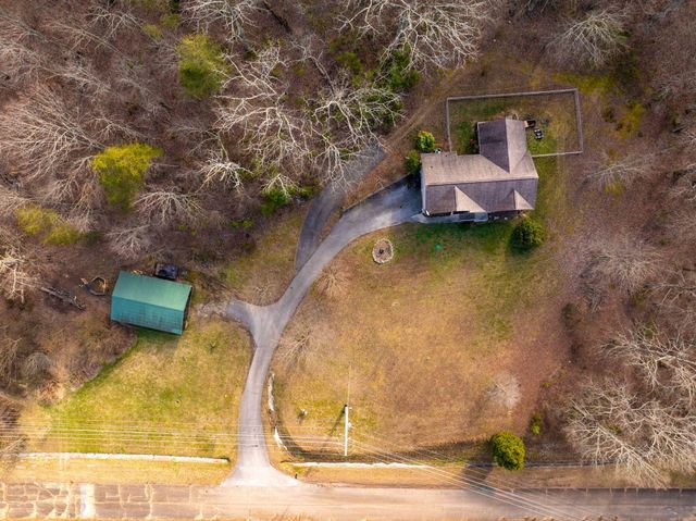 10464 Card Road, Soddy Daisy, TN 37379