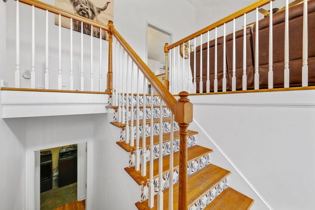 10464 Card Road, Soddy Daisy, TN 37379