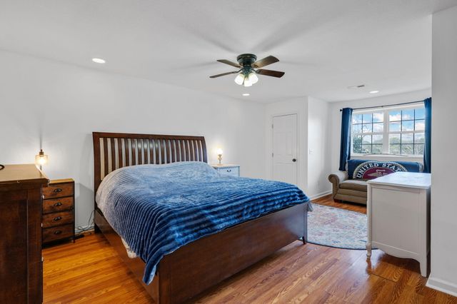 10464 Card Road, Soddy Daisy, TN 37379