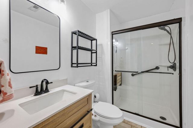 10464 Card Road, Soddy Daisy, TN 37379